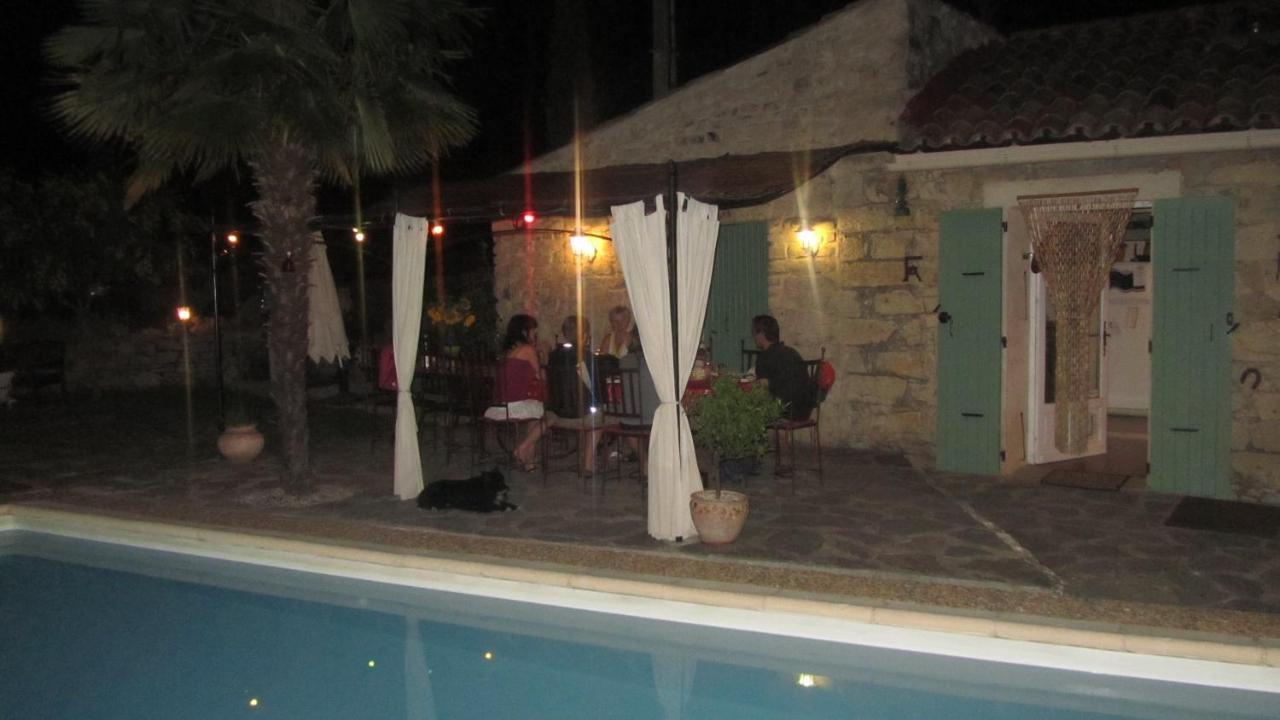 Courry La Picholine, Chambre Ciboulette מראה חיצוני תמונה